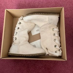 Ugh heirloom lace up boots